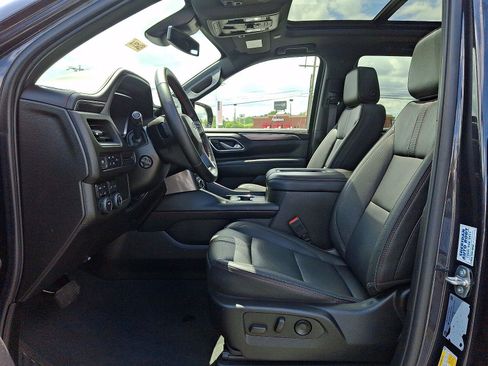 Used 2024 Chevrolet Tahoe RST w/ Luxury Package AWD/4WD image 10