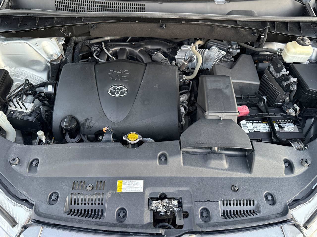 Used 2017 Toyota Highlander XLE AWD/4WD image 50