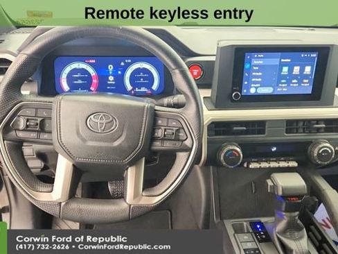 Used 2024 Toyota Tacoma TRD Off-Road image 15