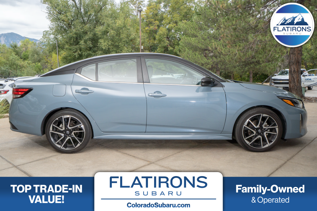 Used 2024 Nissan Sentra SR FWD image 1