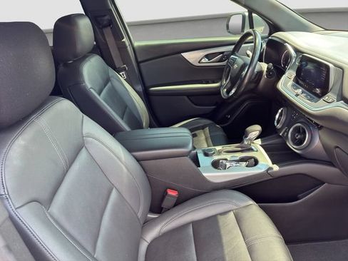Used 2021 Chevrolet Blazer LT FWD image 9