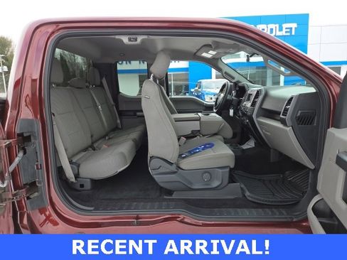 Used 2017 Ford F150 XLT w/ XTR Package image 43