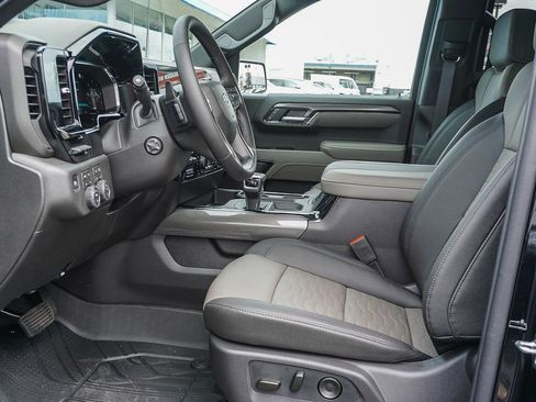 New 2026 Chevrolet Silverado 1500 ZR2 w/ Dark Appearance Package AWD/4WD image 17