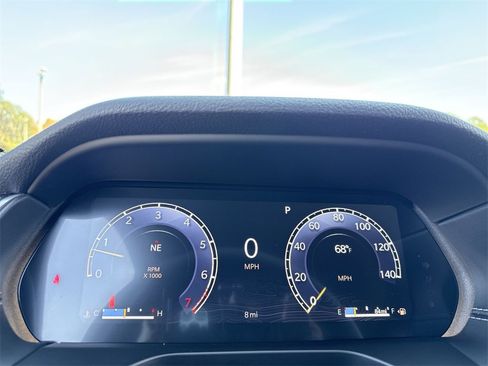 New 2025 Jeep Grand Cherokee Laredo image 18