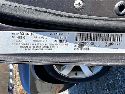 Used 2015 Dodge Challenger SXT image 24