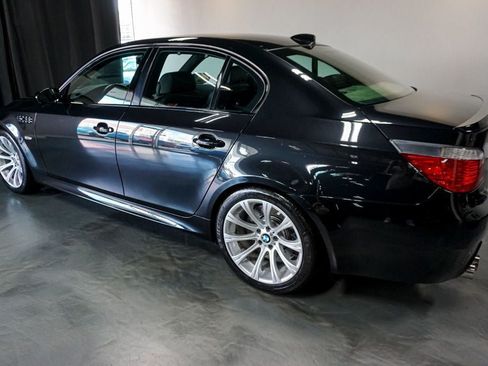 Used 2007 BMW M5 RWD image 6