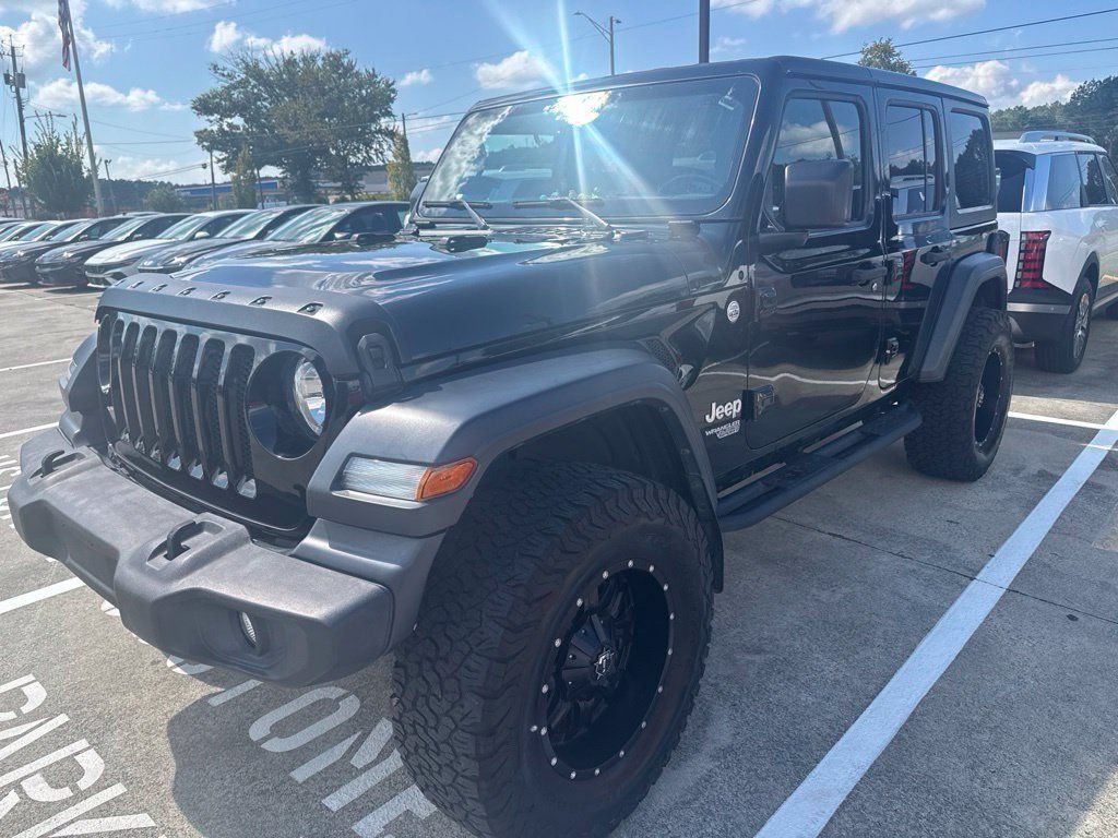 Used 2019 Jeep Wrangler Unlimited Sport S AWD/4WD image 3