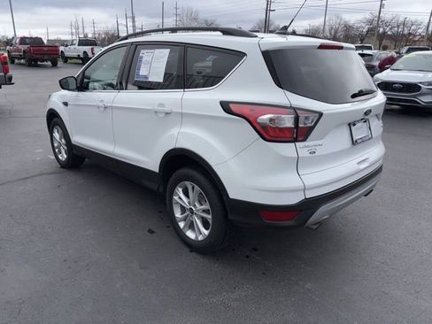 Used 2018 Ford Escape SE w/ SE Sync 3 Package image 15