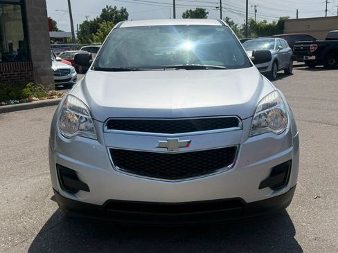 Used 2010 Chevrolet Equinox LS FWD image 2