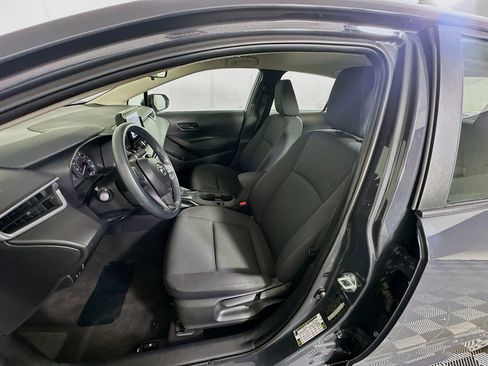 Used 2024 Toyota Corolla LE image 13