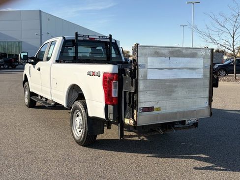 Used 2019 Ford F250 XL image 6