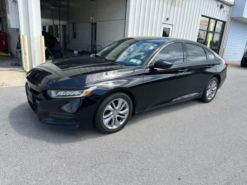 Used 2020 Honda Accord LX image 2