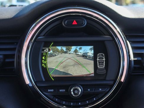 Used 2017 MINI Cooper S image 14