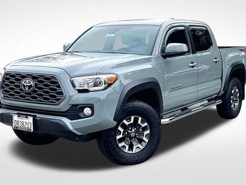 Used 2023 Toyota Tacoma TRD Off-Road image 2