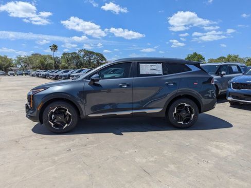 New 2026 Kia Sportage EX AWD/4WD image 5