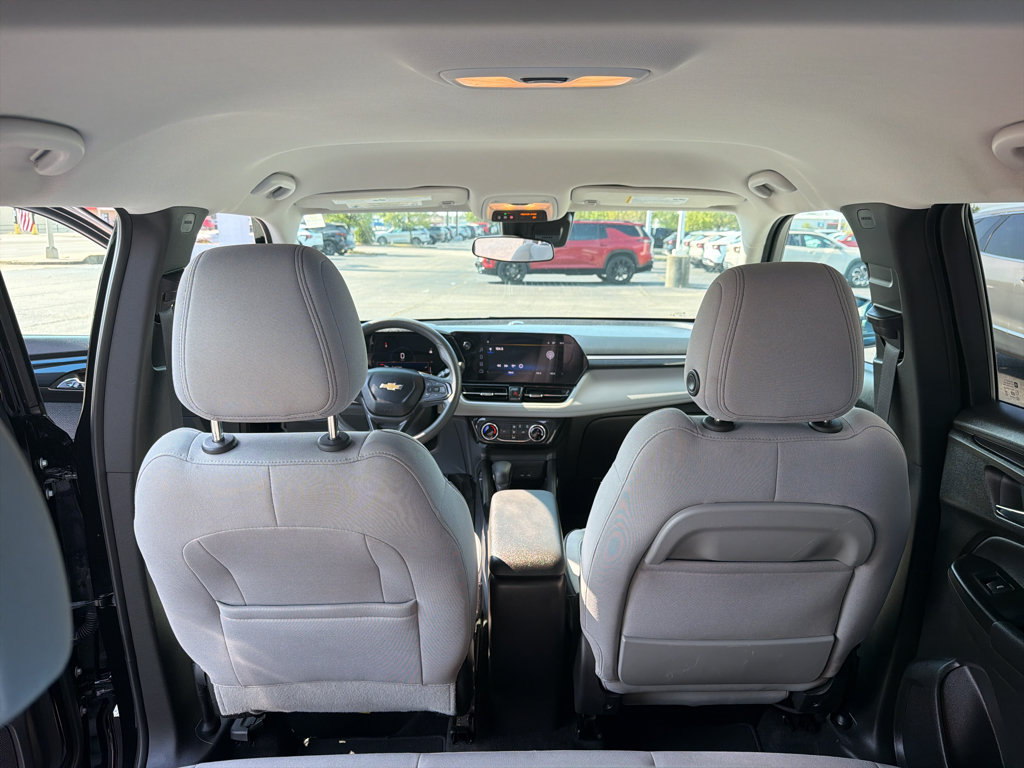 Used 2025 Chevrolet TrailBlazer LT AWD/4WD image 15