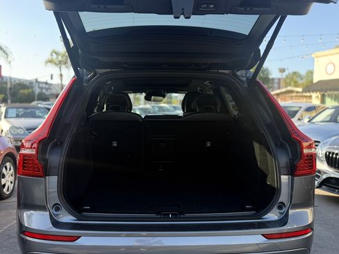 Used 2018 Volvo XC60 T6 R-Design AWD/4WD image 14