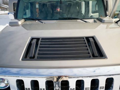 Used 2003 HUMMER H2 w/ Preferred Equipment Group image 85