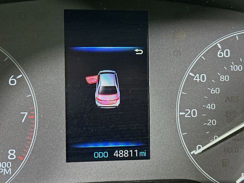 Used 2024 Toyota Corolla LE image 18