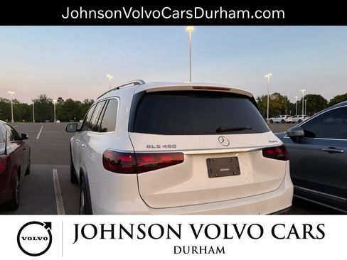 Used 2024 Mercedes-Benz GLS 450 4MATIC image 5