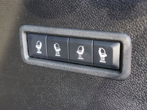 Used 2025 Jeep Wagoneer Series II w/ 8-Passenger Seating Package AWD/4WD image 67