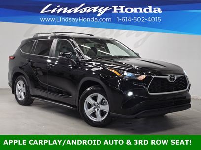 Used 2024 Toyota Highlander LE