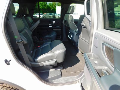 New 2025 Ford Expedition Platinum w/ Stealth Performance Package image 22