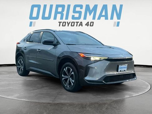 Used 2024 Toyota bZ4X XLE w/ Weather Package image 1