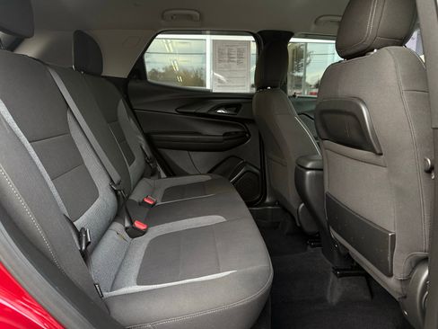 Used 2021 Chevrolet TrailBlazer LS image 27