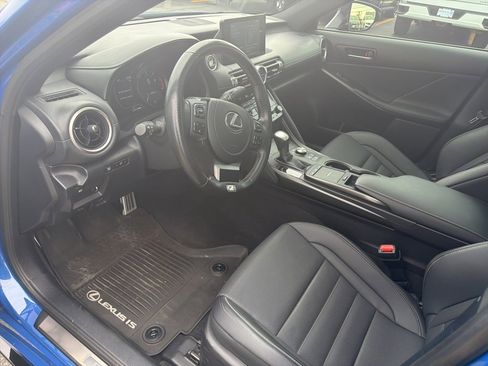 Used 2022 Lexus IS 350 F Sport image 4