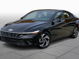 Used 2025 Hyundai Elantra Sport video 1