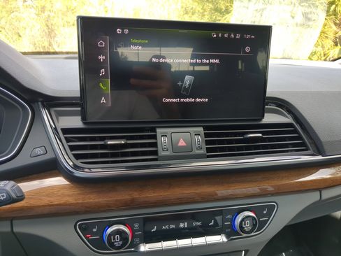 Certified 2022 Audi Q5 2.0T Premium Plus w/ Premium Plus Package image 28