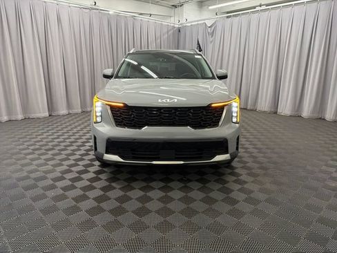 Certified 2024 Kia Sorento S w/ Panoramic Sunroof Package FWD image 4