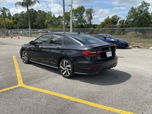 Used 2019 Volkswagen Jetta GLI image 8