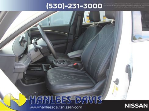 Used 2025 Ford Mustang Mach-E Select w/ Comfort Package Lite RWD image 12