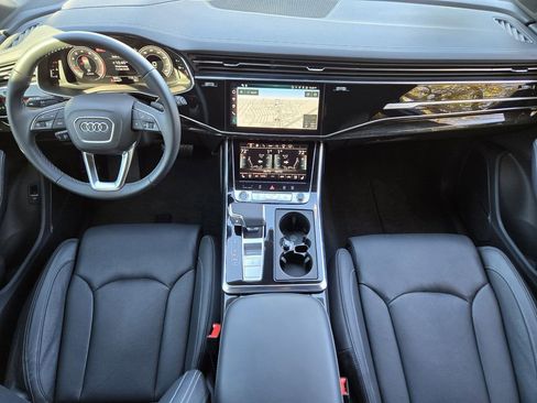 Certified 2025 Audi Q7 3.0T Prestige w/ Prestige Package image 32