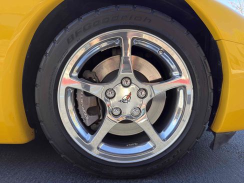 Used 2002 Chevrolet Corvette Convertible w/ Preferred Equipment Group2 image 27