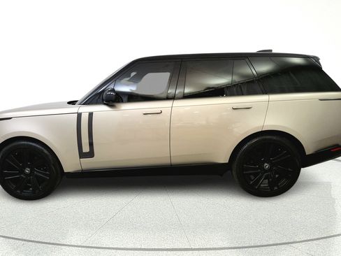 Used 2023 Land Rover Range Rover Autobiography AWD/4WD image 4