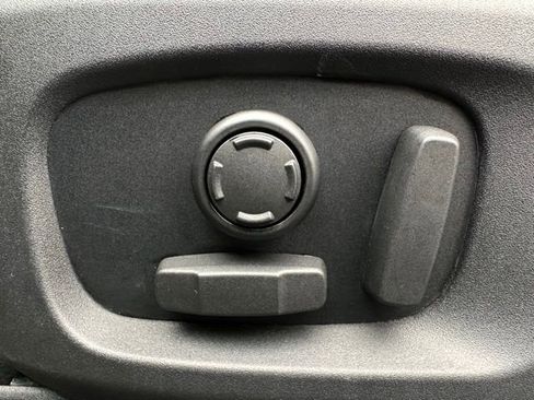 Used 2017 Land Rover Range Rover Evoque SE Dynamic image 14