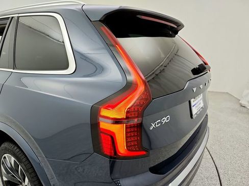 New 2026 Volvo XC90 B6 Plus w/ Protection Package image 32