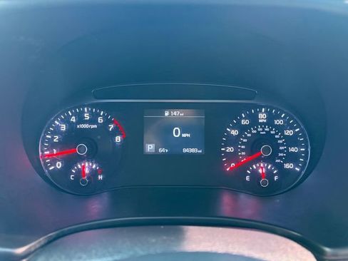 Used 2021 Kia Soul LX FWD image 12