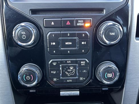 Used 2014 Ford F150 Limited image 19