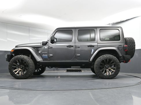 Used 2021 Jeep Wrangler Unlimited Sahara image 31