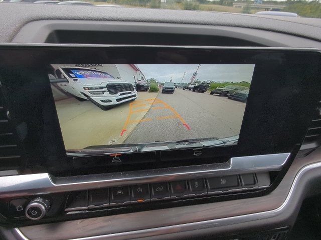 Used 2025 GMC Sierra 1500 SLT AWD/4WD image 21