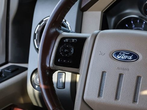 Used 2012 Ford F250 King Ranch w/ King Ranch w/Chrome Pkg image 20