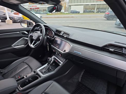 Used 2022 Audi Q3 2.0T Premium Plus image 27