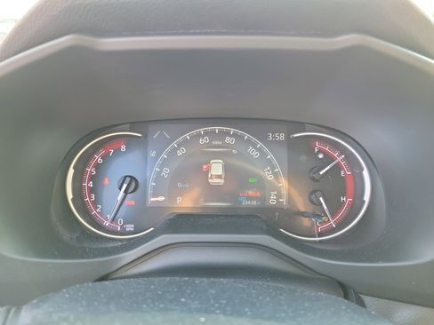 Used 2023 Toyota RAV4 XLE Premium image 25