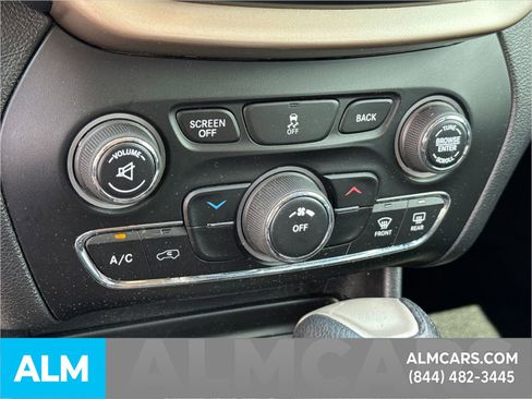 Used 2014 Jeep Cherokee Latitude image 34