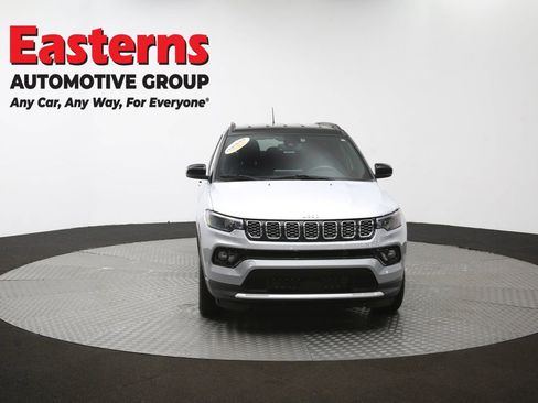 Used 2025 Jeep Compass Limited AWD/4WD image 52