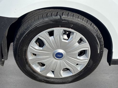 Used 2020 Ford Transit Connect XL image 12